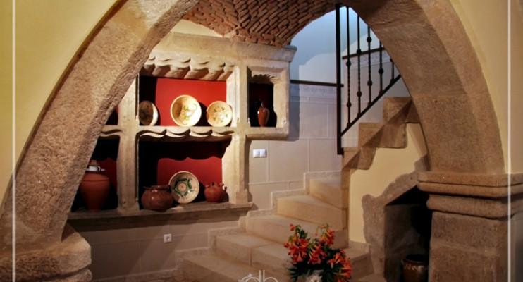 Acceso a Planta Superior