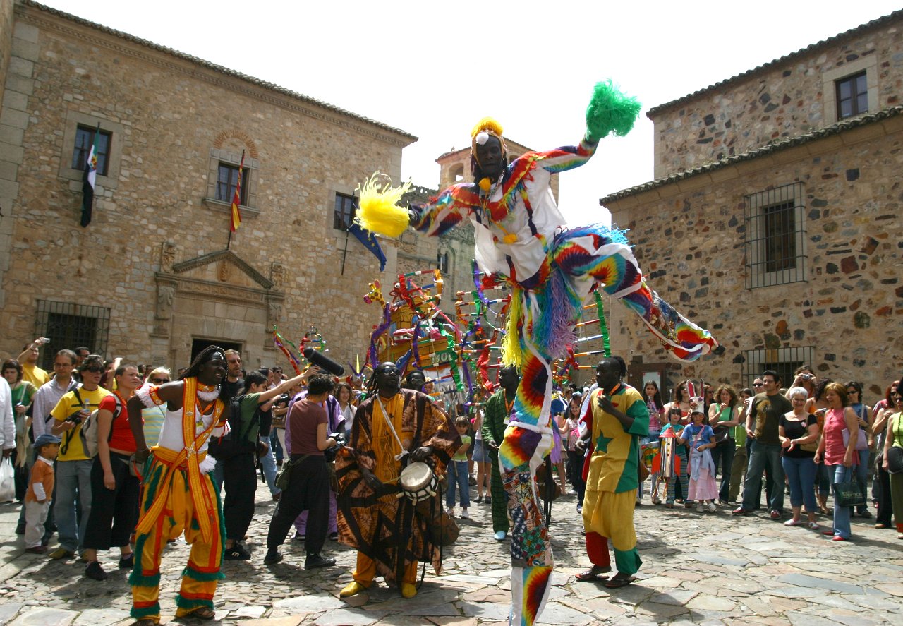 Pasacalles Womad Cáceres