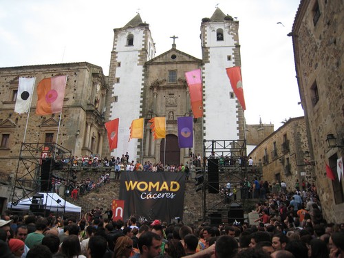 Escenario Womad Cáceres Plaza San Jorge