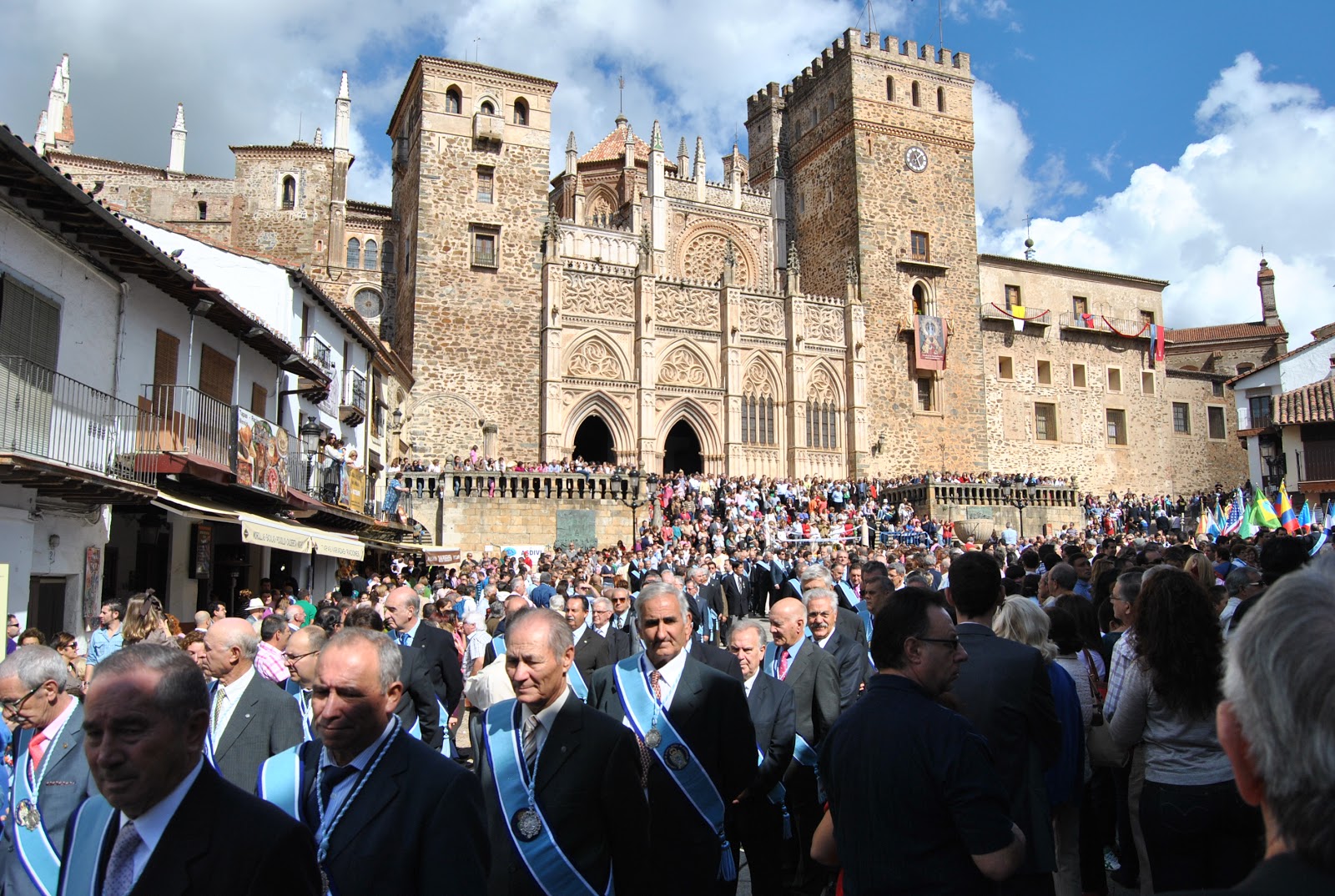 Procesión de la Real Asociación de Caballeros de Santa María de Guadalupe